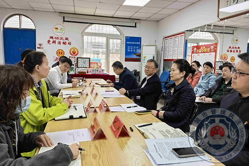 党委书记、局长王连峰到西城区白纸坊街道建功北里社区调研